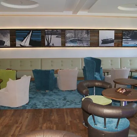 迪美尔西戈贝尔酒店 Diemelsee